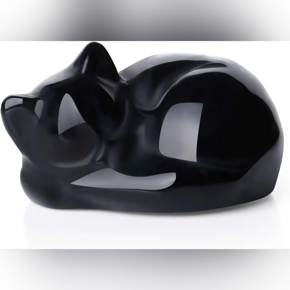Black Obsidian Sleeping Cat Sculpture - Picture 1 of 3